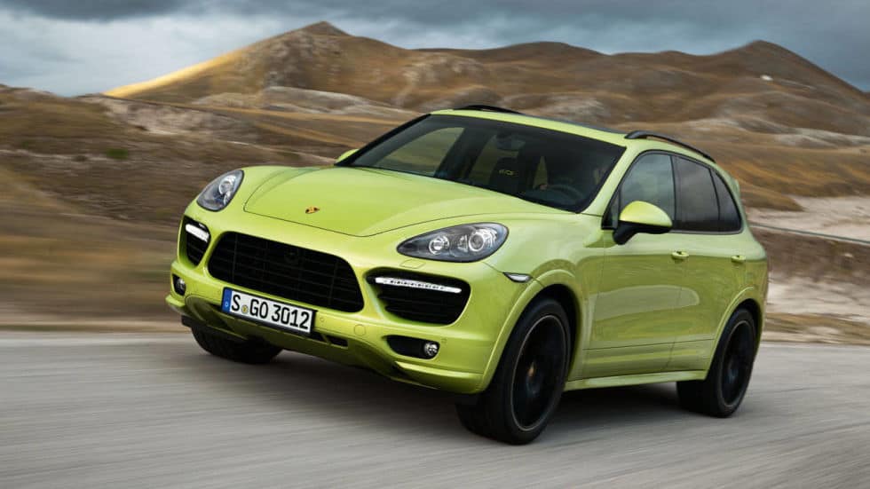 2013 Porsche Cayenne GTS front