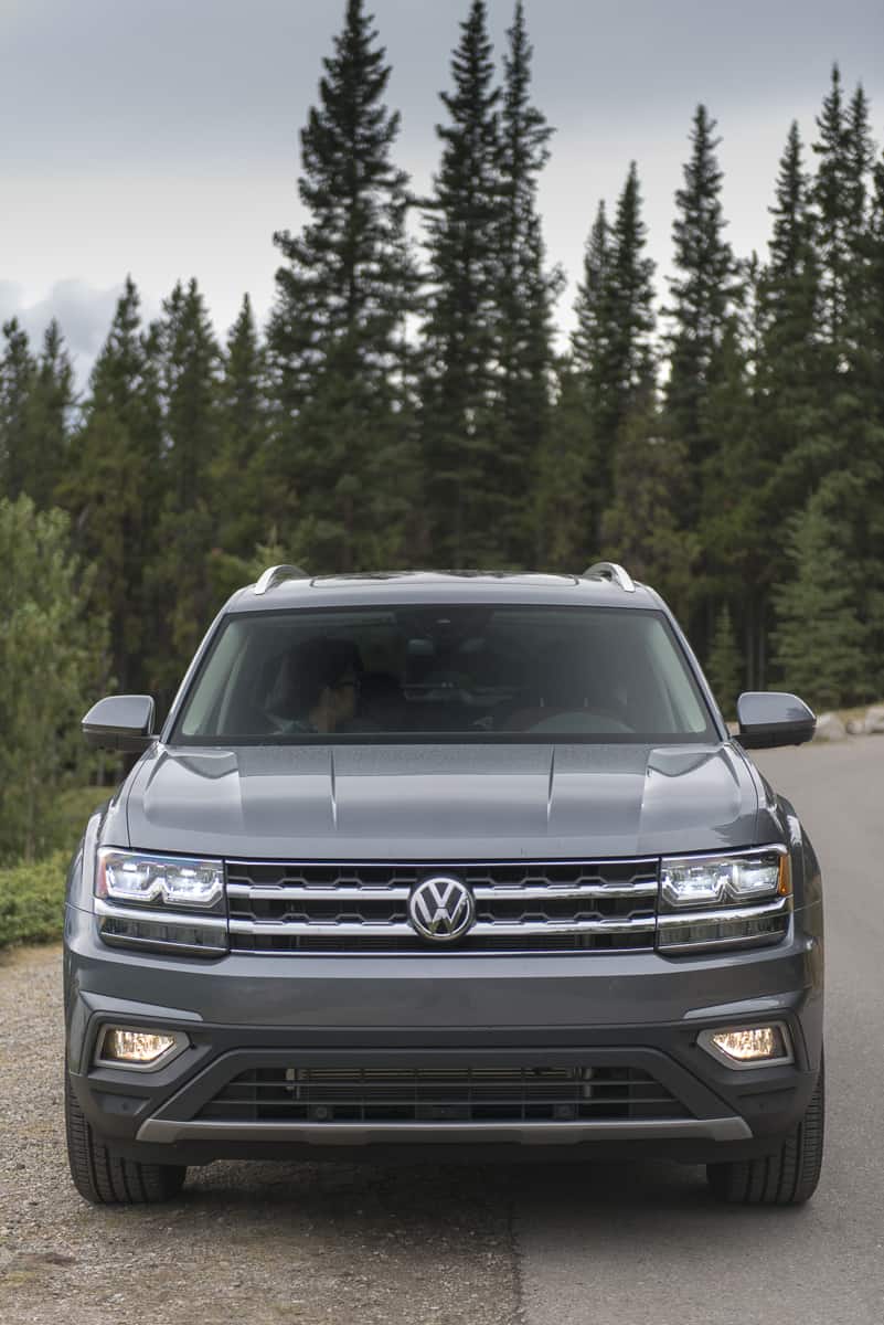 Vw Atlas Interior >> 2018 Volkswagen Atlas Review: VW's 7-Seat SUV Built for ... Vw Atlas Interior >> 2018 Volkswagen Atlas Review: VW's 7-Seat SUV Built for ...