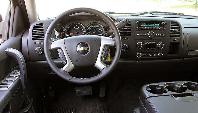 2011 Chevrolet Silverado HD Review front cabin