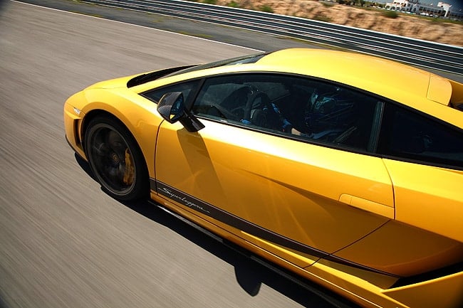 2011 Lamborghini Gallardo LP 570-4 Review