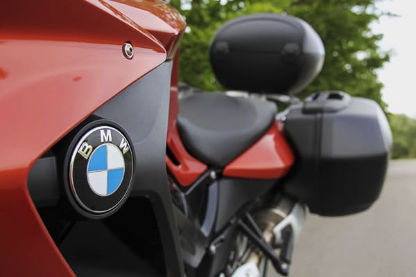 2013 BMW F800GT Review