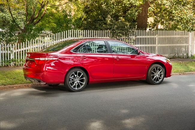 2015-toyota-camry-review (6 of 25)