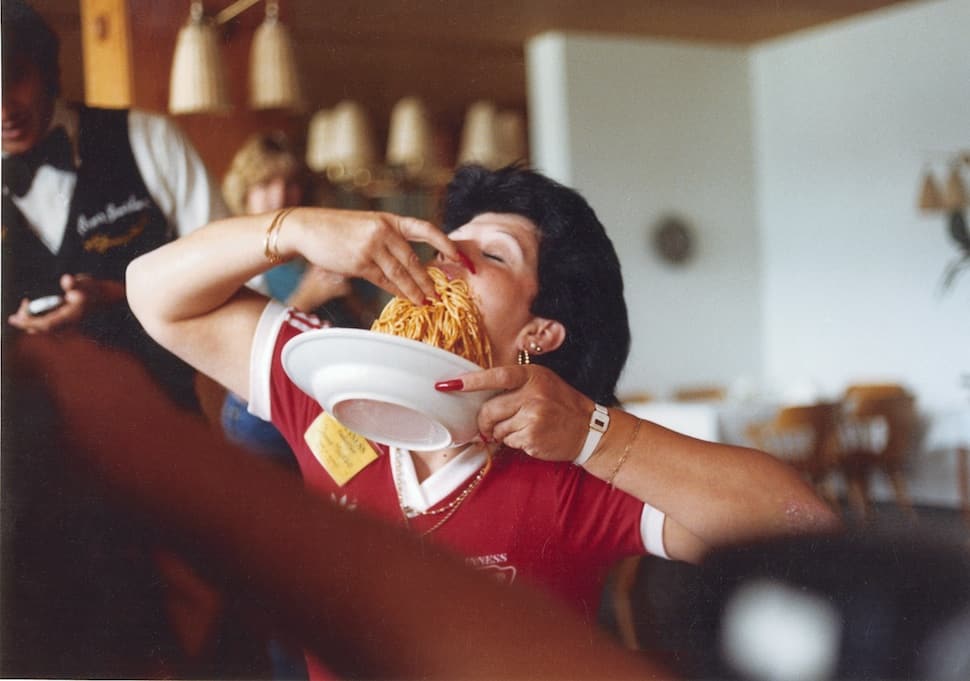 Devouring 100 yards of spaghetti in under 30 seconds. We like it.