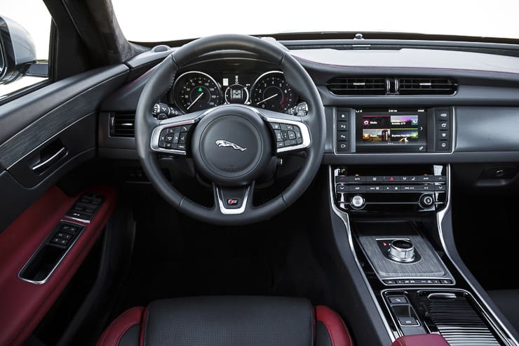 2016 jaguar xf r-sport review 