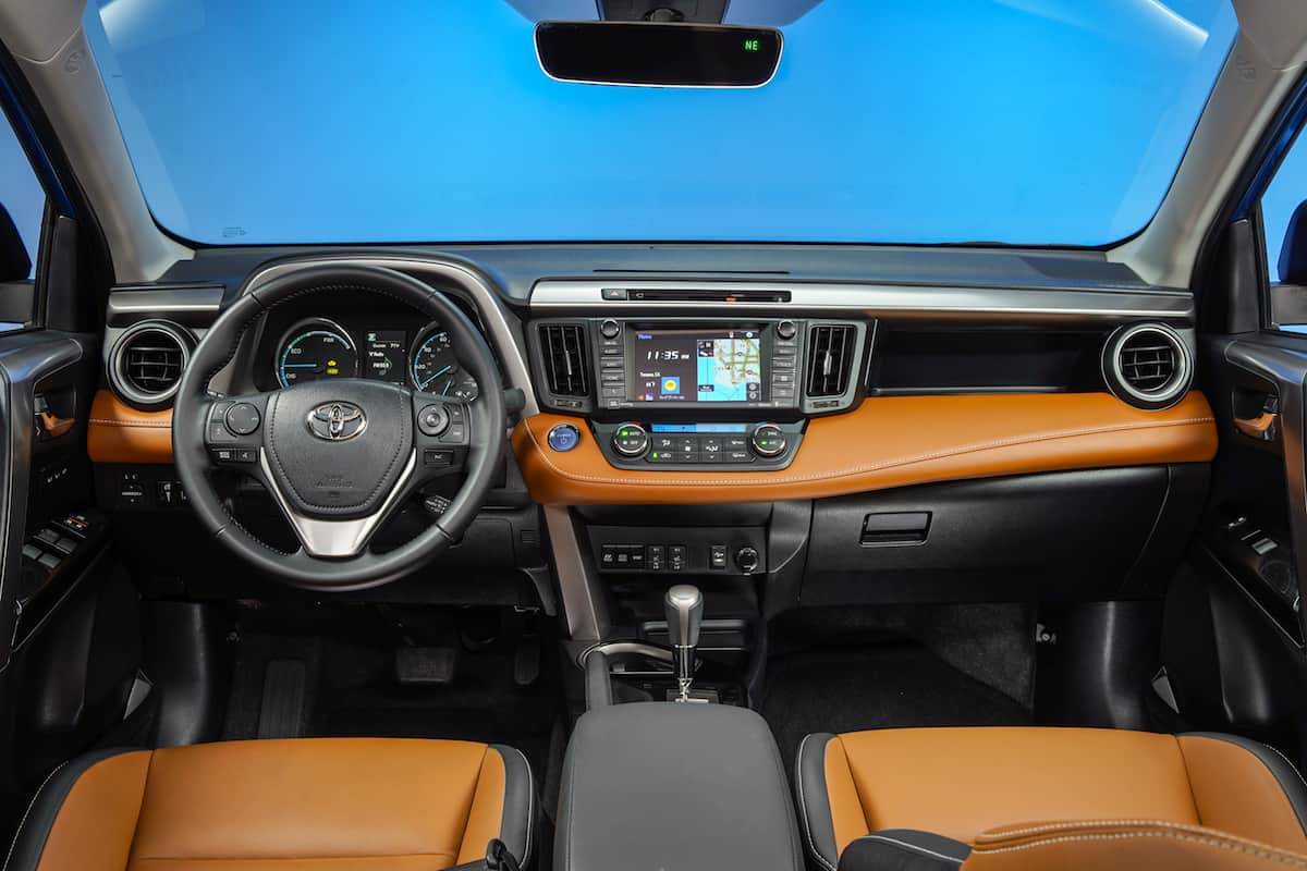 2017 Toyota RAV4 SE Hybrid Review interior 3