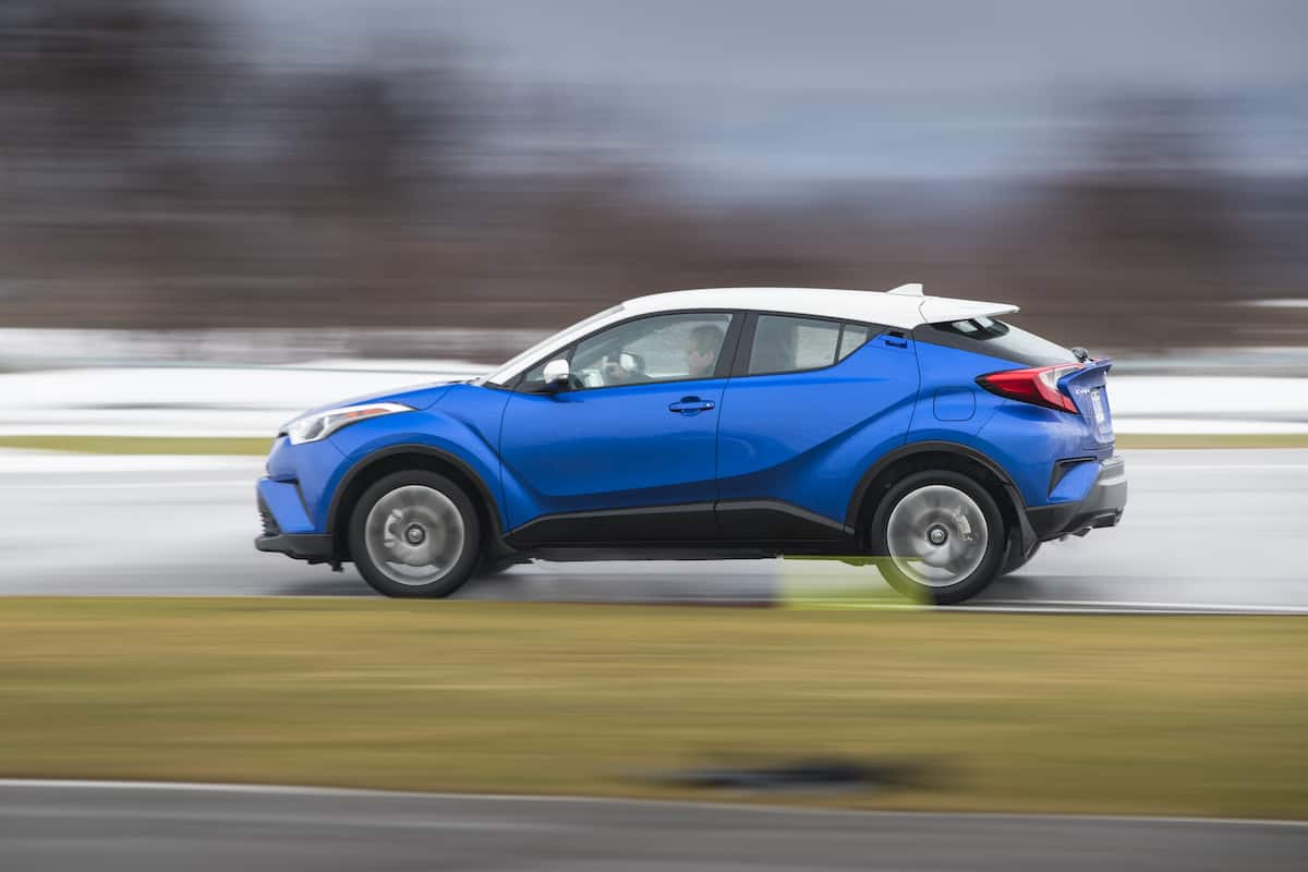 2018 Toyota C-HR Review rolling sideview panning