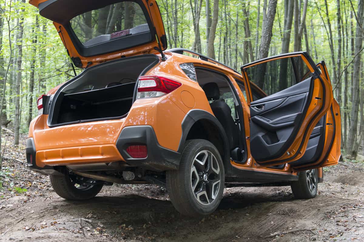 2018 subaru crosstrek review rear orange offroad