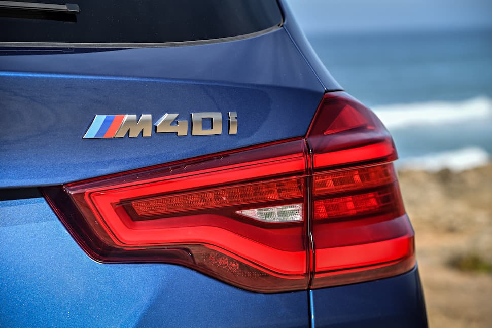 2018 BMW X3 M40i rear logo